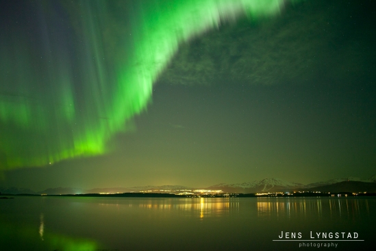 The Norrthern lights dances over Molde